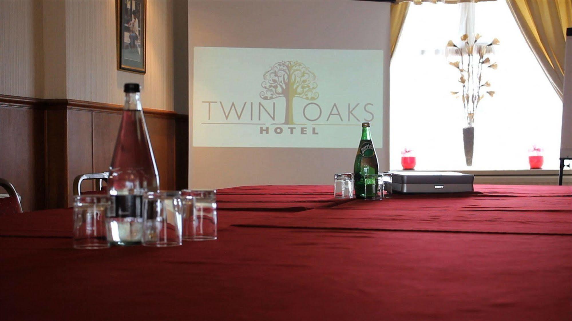Twin Oaks Hotel Chesterfield Luaran gambar